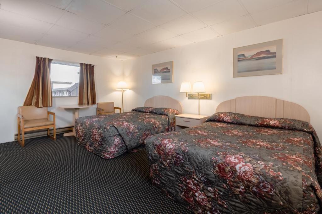 Dubois Manor Motel Экстерьер фото